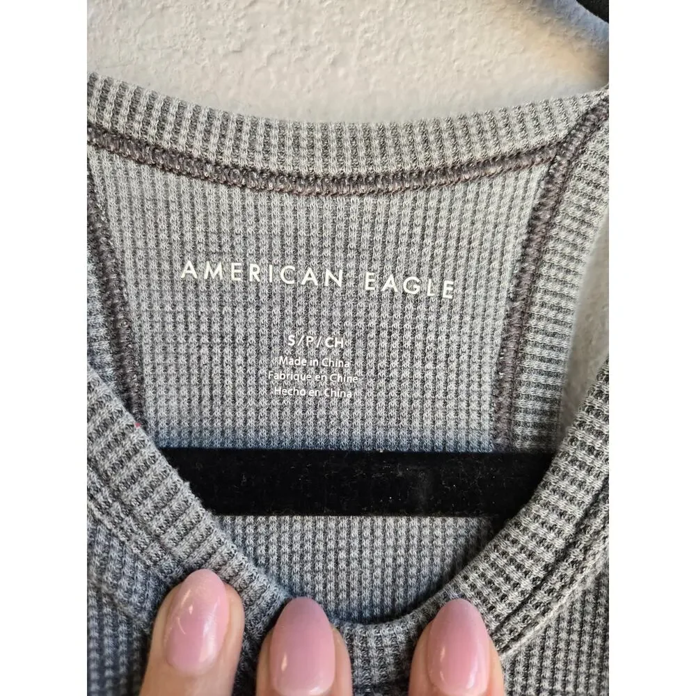 American Eagle Waffle Knit Cropped Tank Top High Neck Racerback Gray Size S‎